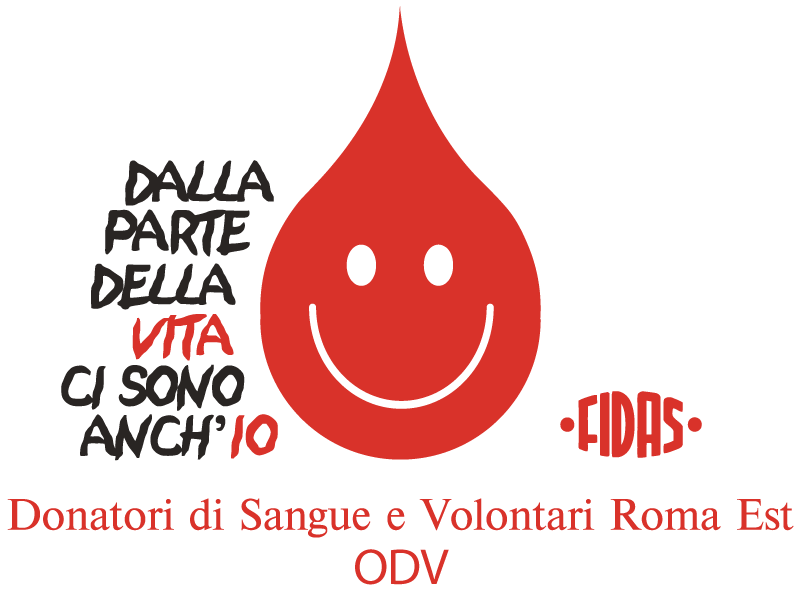 Logo Donatori di Sangue e Volontari Roma Est ODV. Una goccia di sangue rossa con volto sorridente e la scritta: 'Dalla parte della vita ci sono anch’io'. Accanto, il marchio FIDAS
